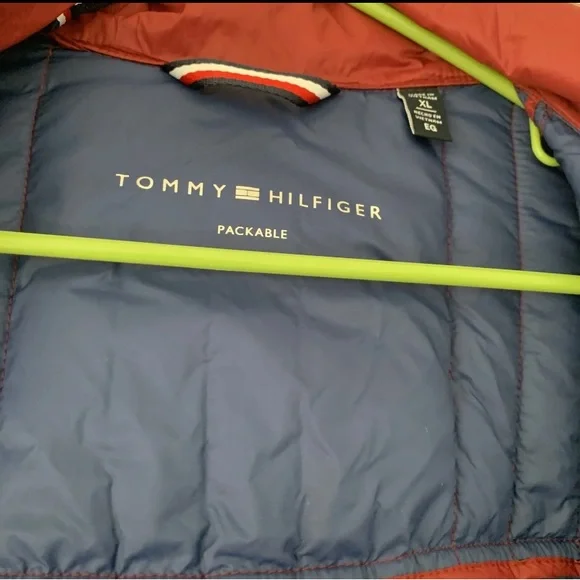 Tommy Hilfiger Mens Quilted Nylon Packable Winter Jacket- Red- Size XL. $195 NWT